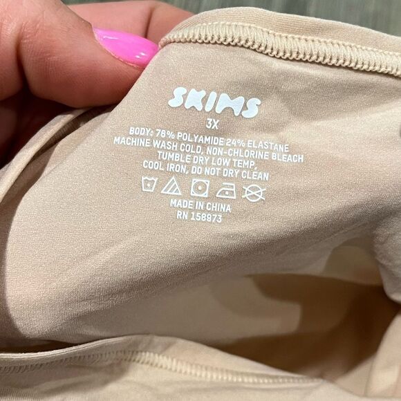 NWT Skims Fits Everybody Turtleneck Top Long Sleeve Pullover Stretch Mica 3X - Picture 3 of 4